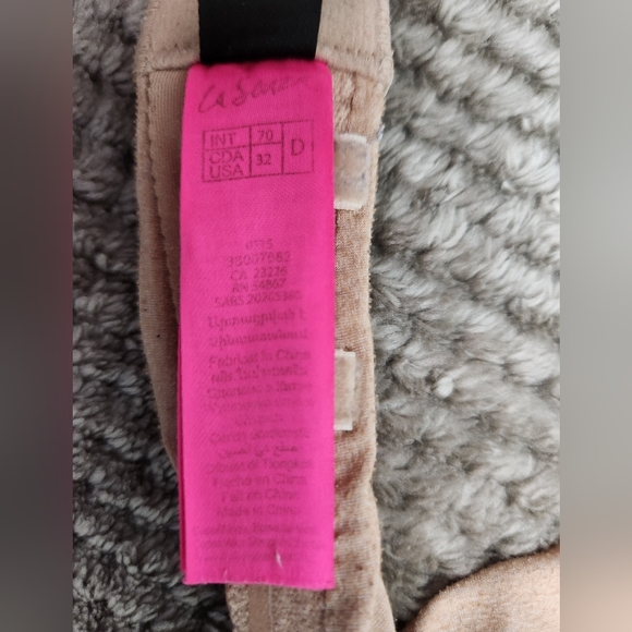 Strapless - Picture 2 of 2